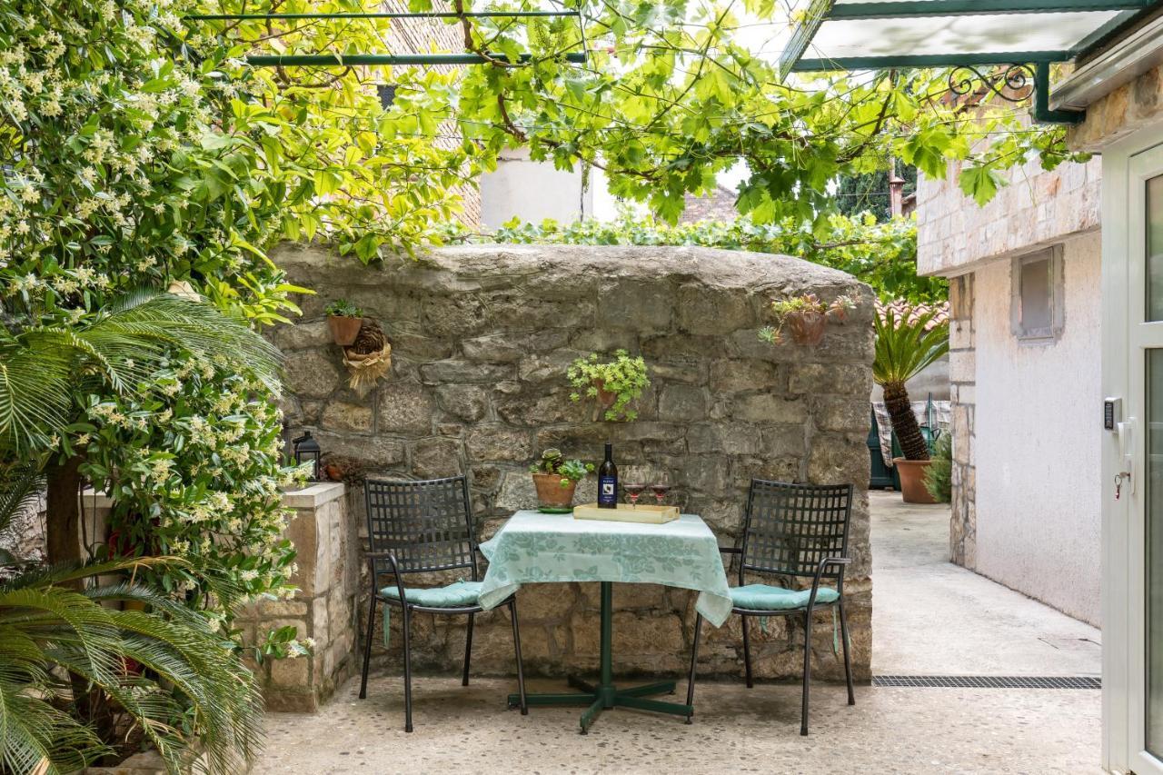 Luxury Apartment Silvana With Beautiful Garden Split Exteriör bild